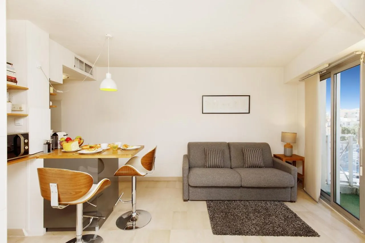 Colline Azur YourHostHelper Cannes Apartment